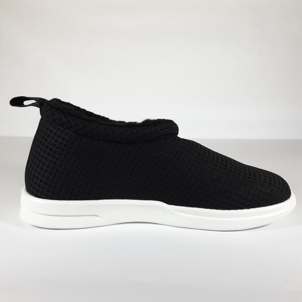 LUSSO CLOUD GURU SHERP MEN'S SHOES SIZE 11 IN JET BLACK WAFFLE / LILY WHITE BNIB - Picture 10 of 16